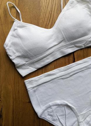Комплект женского белья в рубчик базовый белый, трусики слепые и топ2 фото