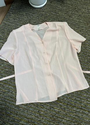 Ніжна рожева блуза сорочка до короткого рукава з поясом