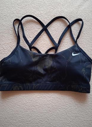 Топ nike dri-fit m