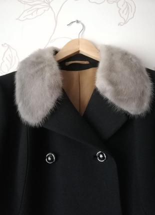 Красивейшее женское пальто с воротом из норки ретро6 фото
