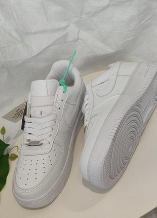 Белые осенние кроссовки nike nike air force 1 white premium