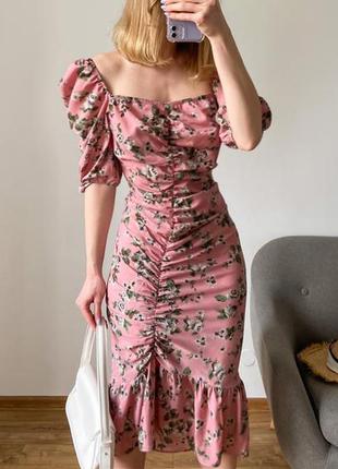 Розпродаж сукня prettylittlething міді asos з рукавами-ліхтариками та з воланом по подолу10 фото
