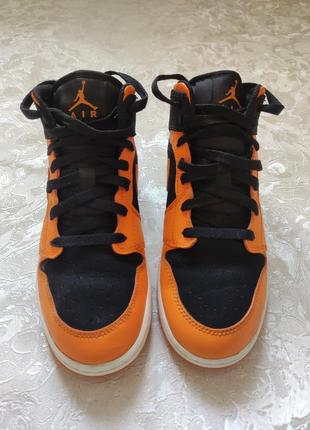 Кросівки nike air jordan 1 mid gs 'black orange6 фото