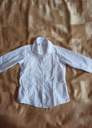 Сорочка для дівчинки майже нова