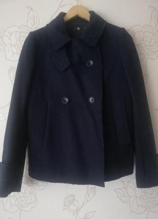 Женское укороченное пальто от uniqlo1 фото