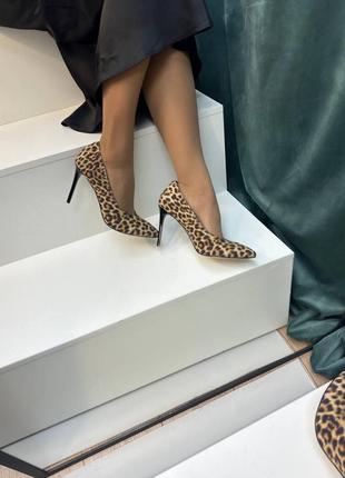 Шкіряні леопардові туфлі човники на підборах шпильках з натуральної шкіри