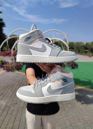 Nike air jordan 1 mid grey