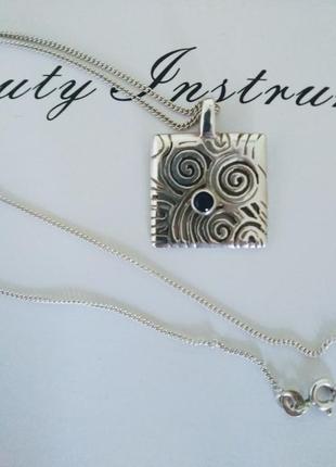 Серебряная подвеска на цепочке