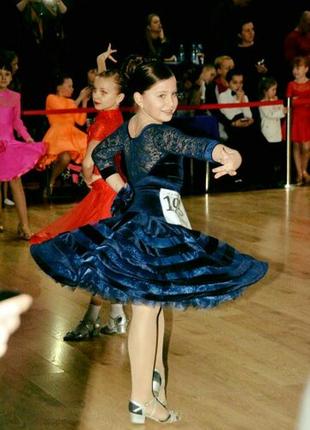 Платье для латины спортивно бальних танцев.