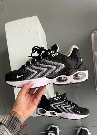 Кроссовки NIKE KOBE IX PEACH CREAM BRIGHT MANGO-CANNON-MEDIUM MINT tw black/white