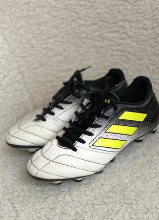 Бутси кросівки для футболу adidas1 фото