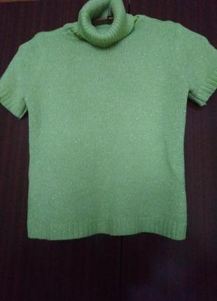 Свитер с высоким воротом. гольф