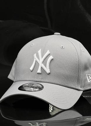 Оригинальная серая кепка  new era 9forty new york yankees 10531940