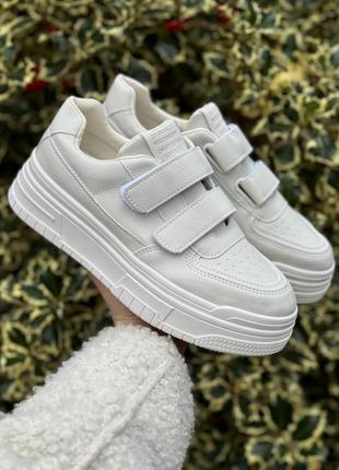 Кроссовки женские, белые, кожаные на липучках 36-41р