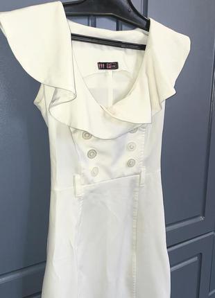 Коктейльна біла сукня