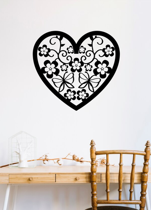 Вінілова інтер'єрна наклейка декор на стіну, шпалери та інші поверхні "серце з квітами"1 фото