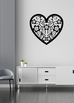 Вінілова інтер'єрна наклейка декор на стіну, шпалери та інші поверхні "серце з квітами"3 фото