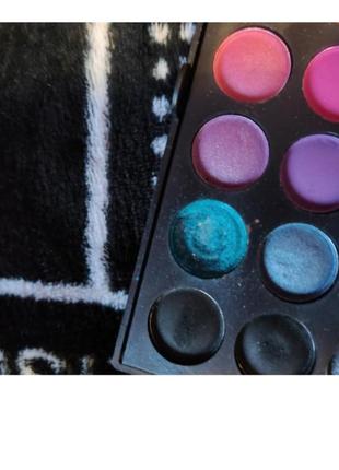 Большая профессиональная палетка теней