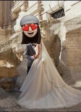 Весільна сукня із шлейфом4 фото