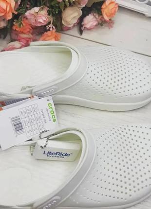 Сабо кроксы crocs literide™ clog almost white3 фото