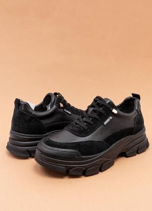 Жіночі кросівки шкіряні чорні демісезонні 36-41 кроссовки женские кожаные lonza3 фото