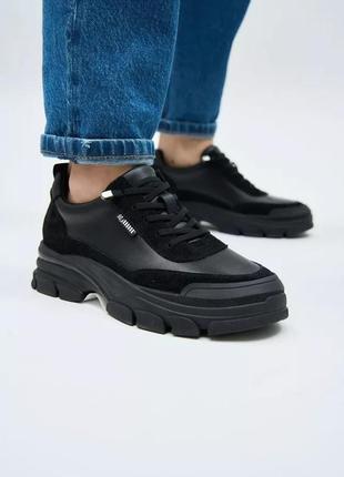 Жіночі кросівки шкіряні чорні демісезонні 36-41 кроссовки женские кожаные lonza4 фото