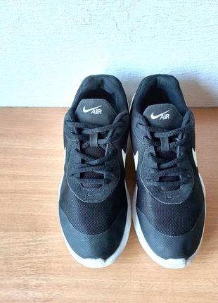 Дихаючі кросівки nike air 36,5 р. устілка 23,8 см3 фото