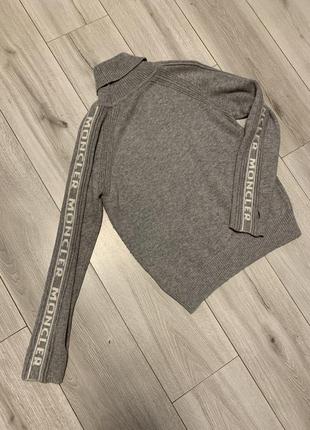 Жіночий светр moncler xs-s