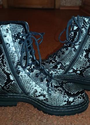 Нові черевики 36р натуральна шкіра