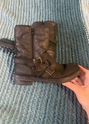 Чоботи жіночі італія