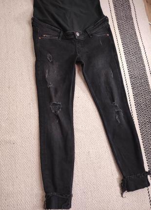 Стильні чорні джинси для вагітних6 фото