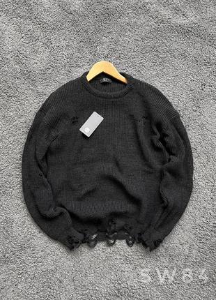 Светр оверсайз порваний