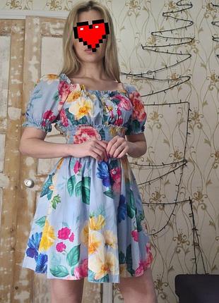 Квіткова сукня