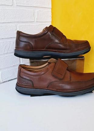 Чоловічі шкіряні туфлі, макасіни clarks5 фото