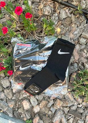 Хіт весни: носки nike, шкарпетки білі та чорні, високі носки nike4 фото