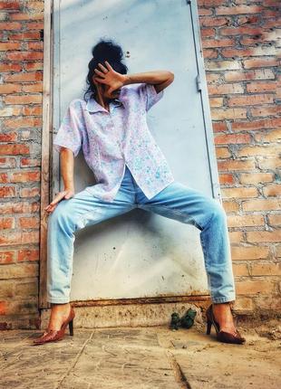 Винтажная рубашка тениска пастельная в принт цветы jezza