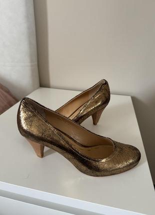 Туфлі золоті італійські нові5 фото