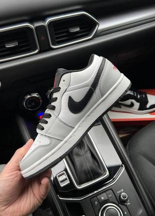 Nike air jordan 1 low gray & white & black