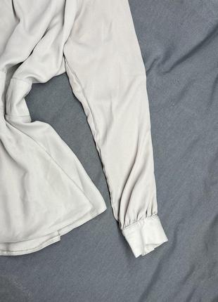 Ніжна блуза з відкритою спинкою5 фото