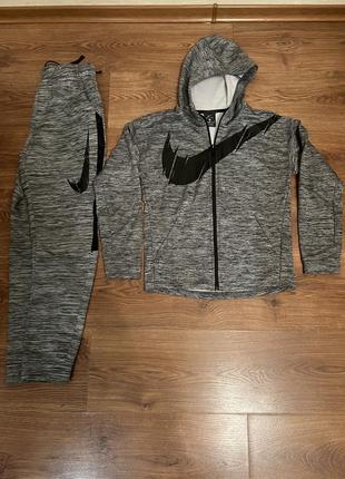 Дитячий костюм nike dri-fit1 фото