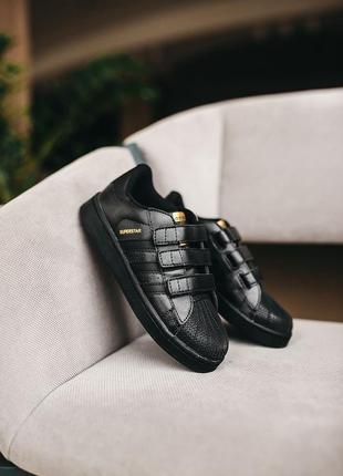 Жіночі кеди adidas superstar чорні7 фото