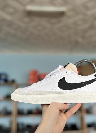 Жіночі кросівки nike blazer low оригінал нові сток без коробки