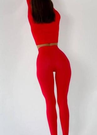 Фитнес костюм топ и лосины красного цвета5 фото