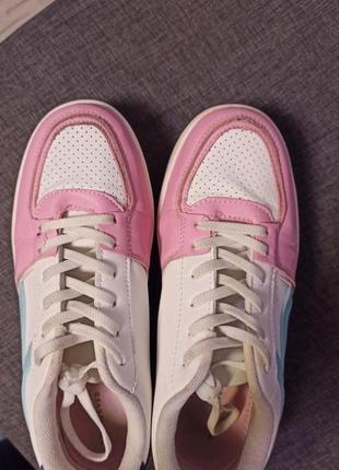 Кросівки для дівчинки 2