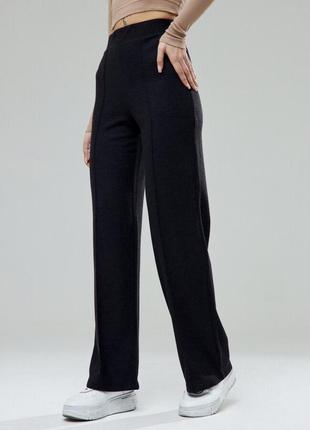 Утеплённые брюки прямого кроя с высокой талией и швом спереди1 фото