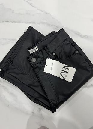 Штани брюки zara straight зі штучної шкіри 34 xs 36 s 38 m 40 l7 фото