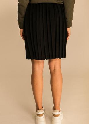 Женская вязаная юбка-плиссе с тонким ремнем2 фото