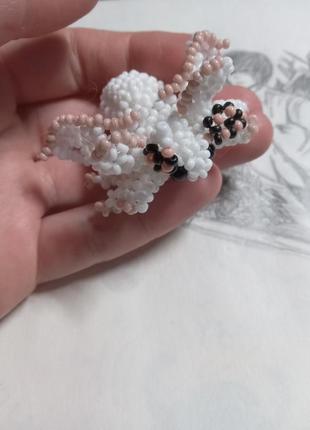 Тутовий шовкопряд з бісеру брелок брош