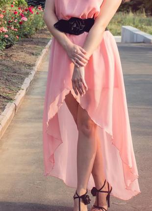 Платье из шифона розовое со шлейфом1 фото