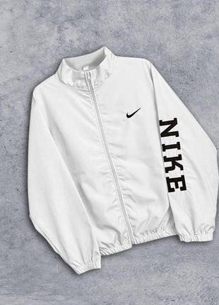 Вітровка nike n9 white біла чоловіча вітровка nike весняна літня осіння куртка демісезон білого кольору плащівка без капюшона